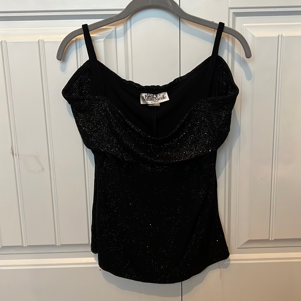 Ronni Nicole Top
